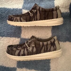 Camo toddler size 12 Hey Dude